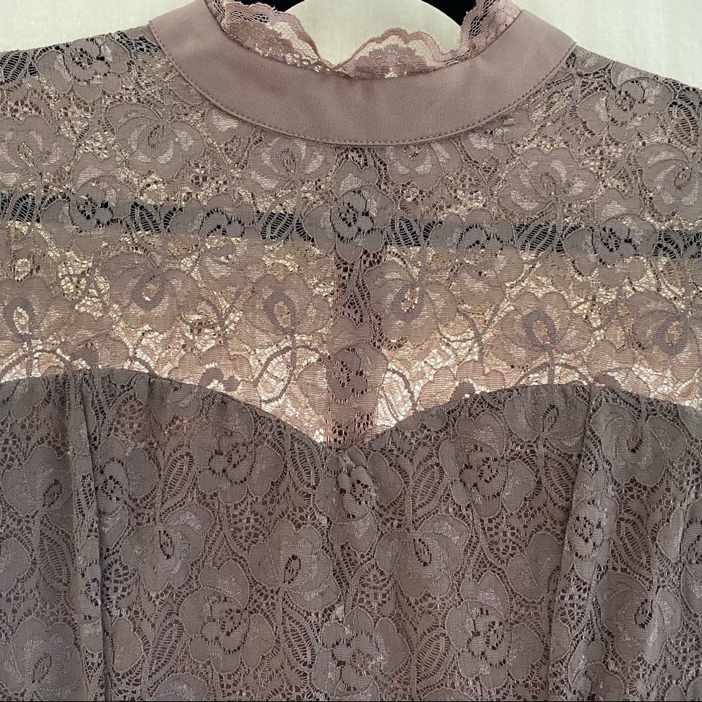 Beautiful Formal Lace Mini Dress